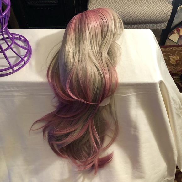 Long Synthetic Wig - Picture 13 of 15